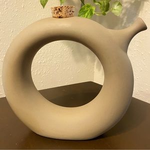 Vintage Hartstone Circular Decanter Round Pottery Ceramic Watering Olive Oil Can